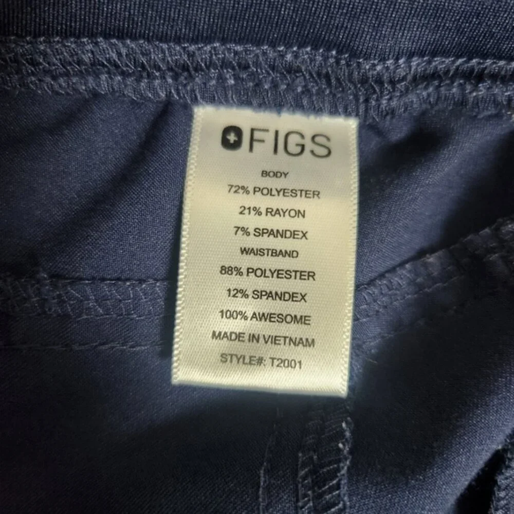 Figs Technical Collection Men’s Cargo Scrub Pants Style T2001 Blue size Medium